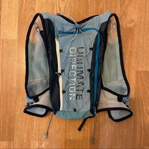 Ultra Vesta running vest